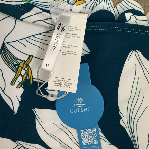 Cupshe High-Waist Floral Scalloped Bikini Bottom - NWT! - Picture 7 of 8